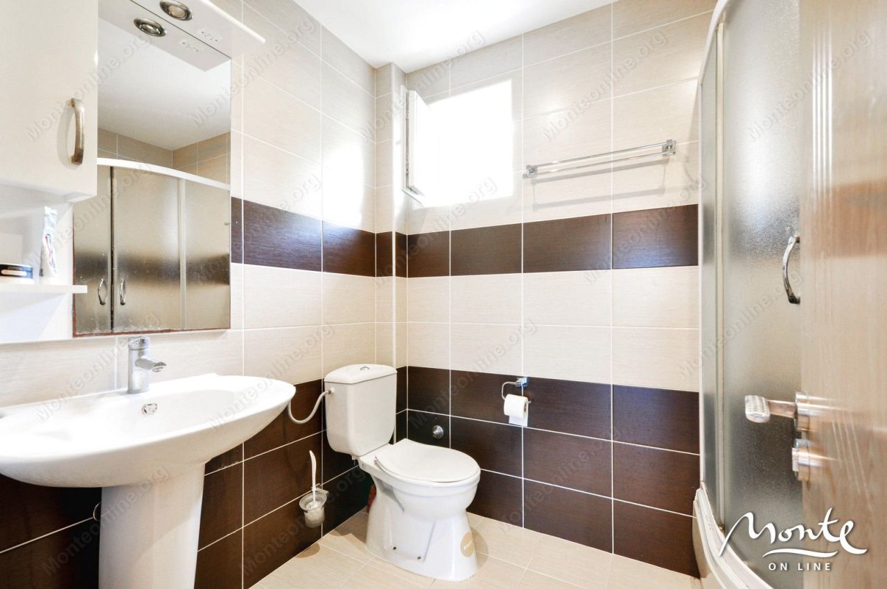 Апартаменты в Тивате, Черногория, 46 м² - фото 12