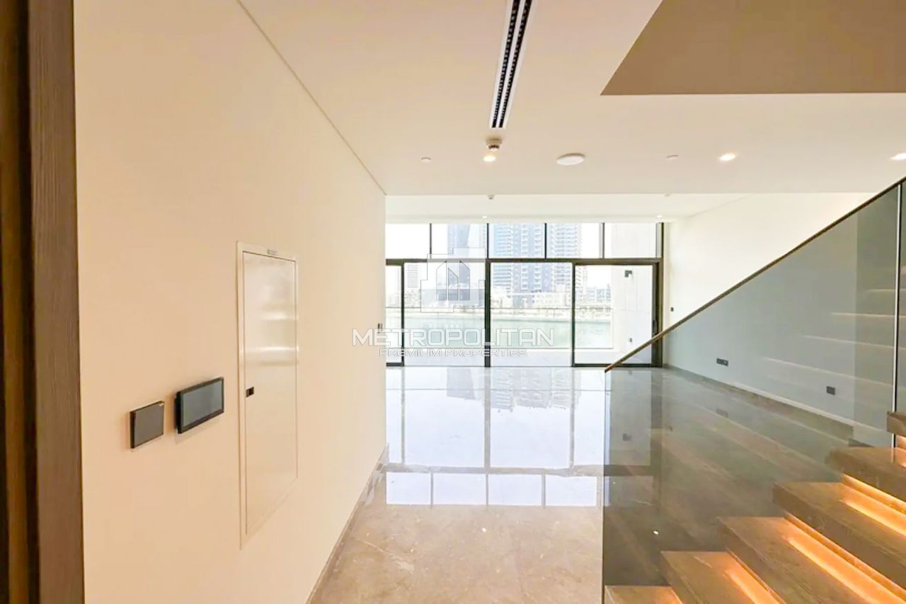 Бунгало в Дубае, ОАЭ, 209 м² - фото 4