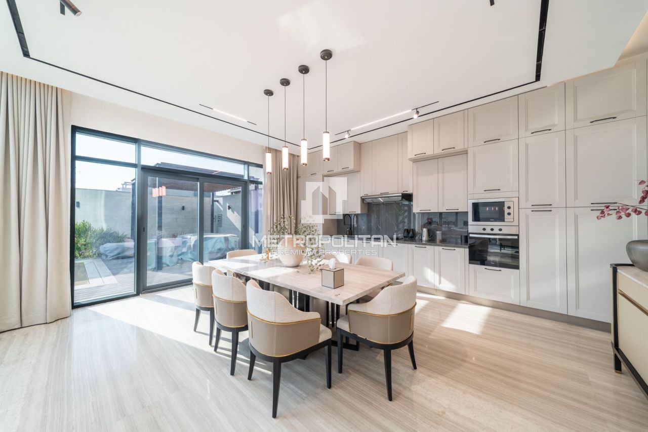 Вилла в Дубае, ОАЭ, 930 м² - фото 7