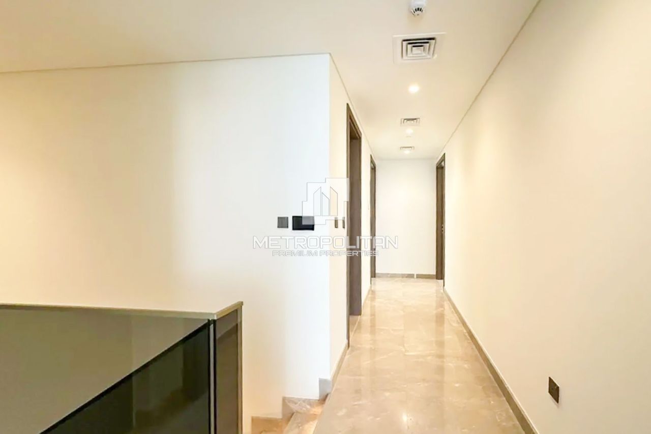 Бунгало в Дубае, ОАЭ, 209 м² - фото 8