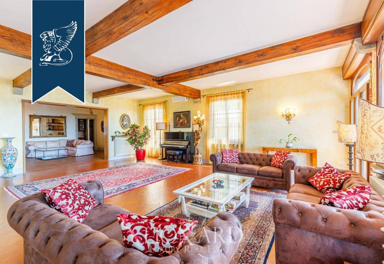 Вилла во Флоренции, Италия, 700 м² - фото 9