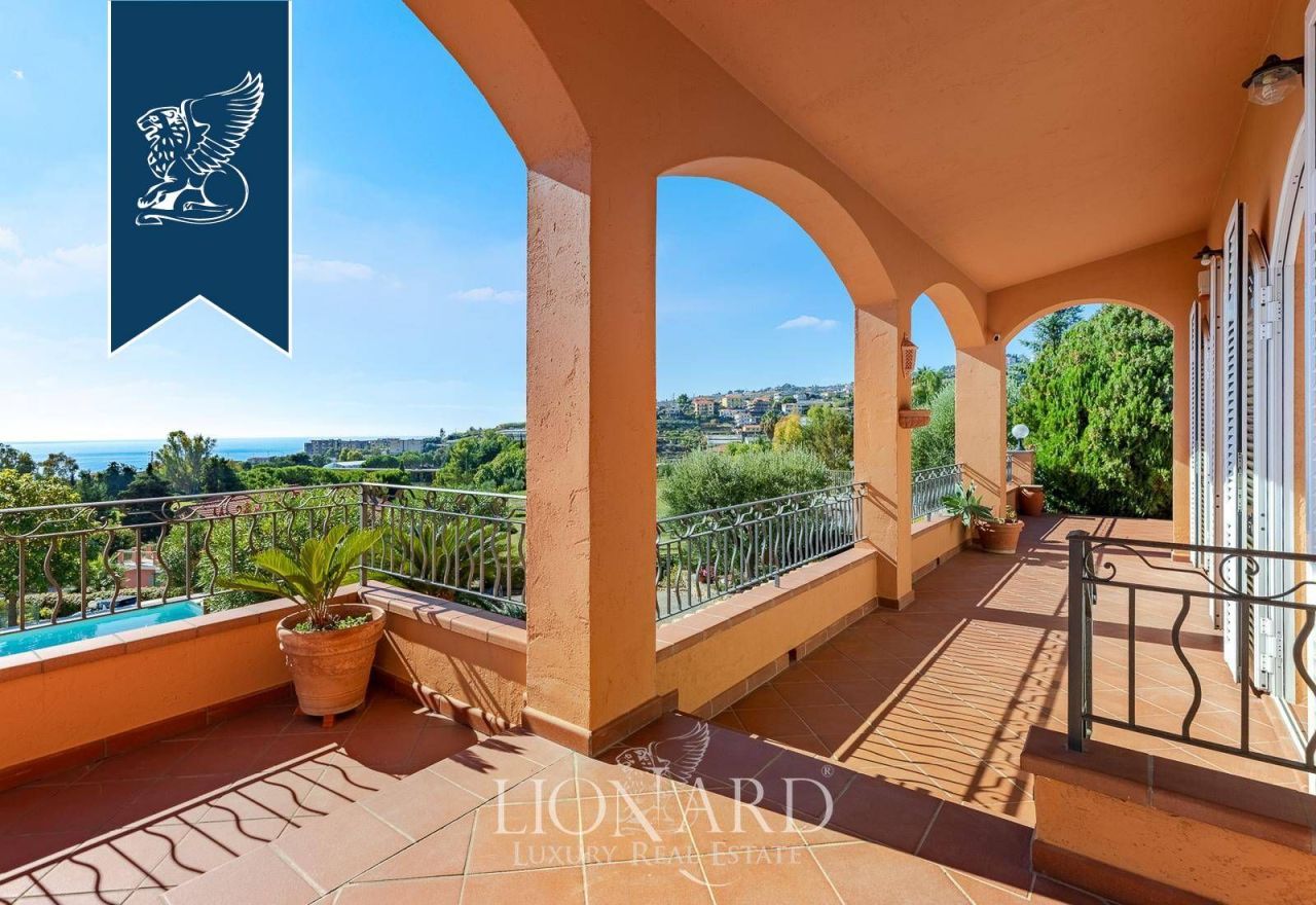 Вилла в Сан-Ремо, Италия, 480 м² - фото 10