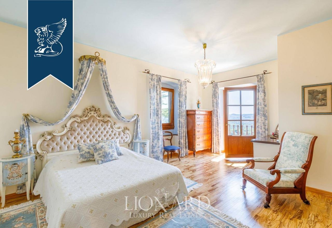 Вилла во Флоренции, Италия, 700 м² - фото 15