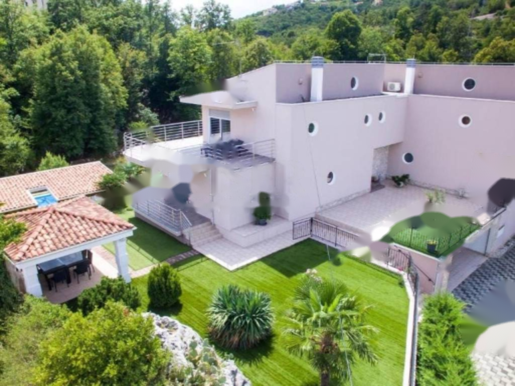 Дом в Опатии, Хорватия, 697 м² - фото 1