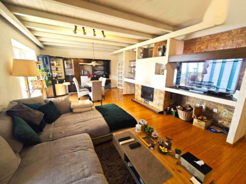 Дом в Опатии, Хорватия, 280 м² - фото 1