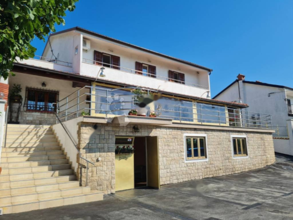 Дом в Опатии, Хорватия, 542 м² - фото 3