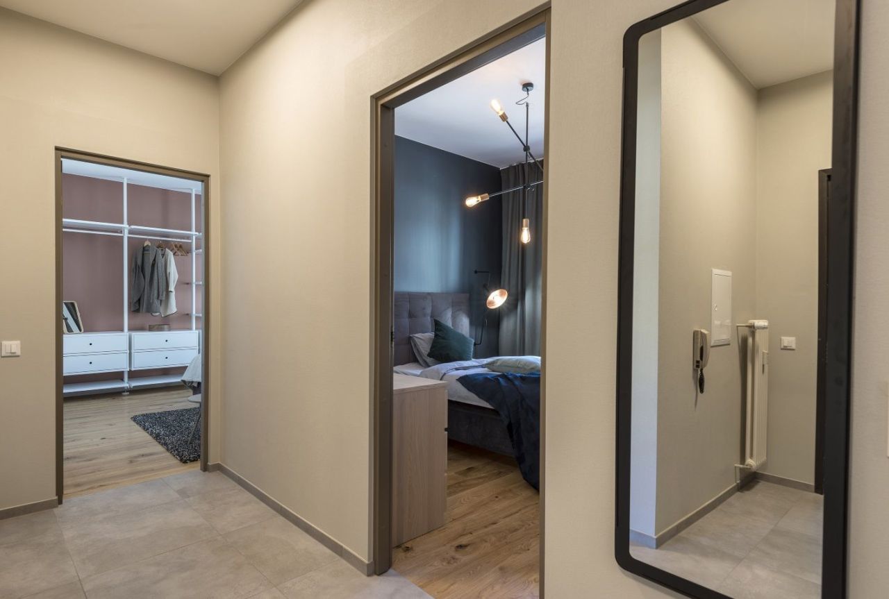 Квартира в Кампионе-д'Италия, Италия, 81 м² - фото 7