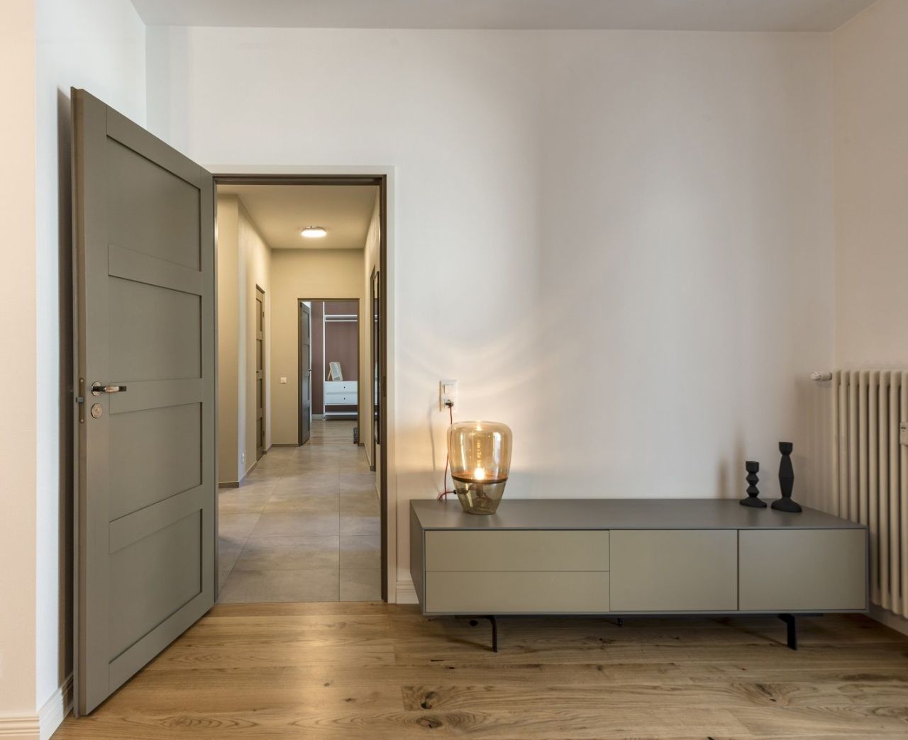 Квартира в Кампионе-д'Италия, Италия, 81 м² - фото 14