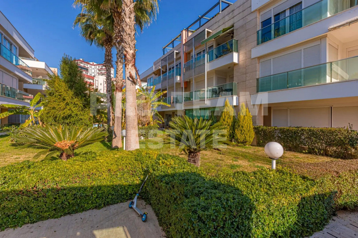 Квартира в Анталии, Турция, 155 м² - фото 2