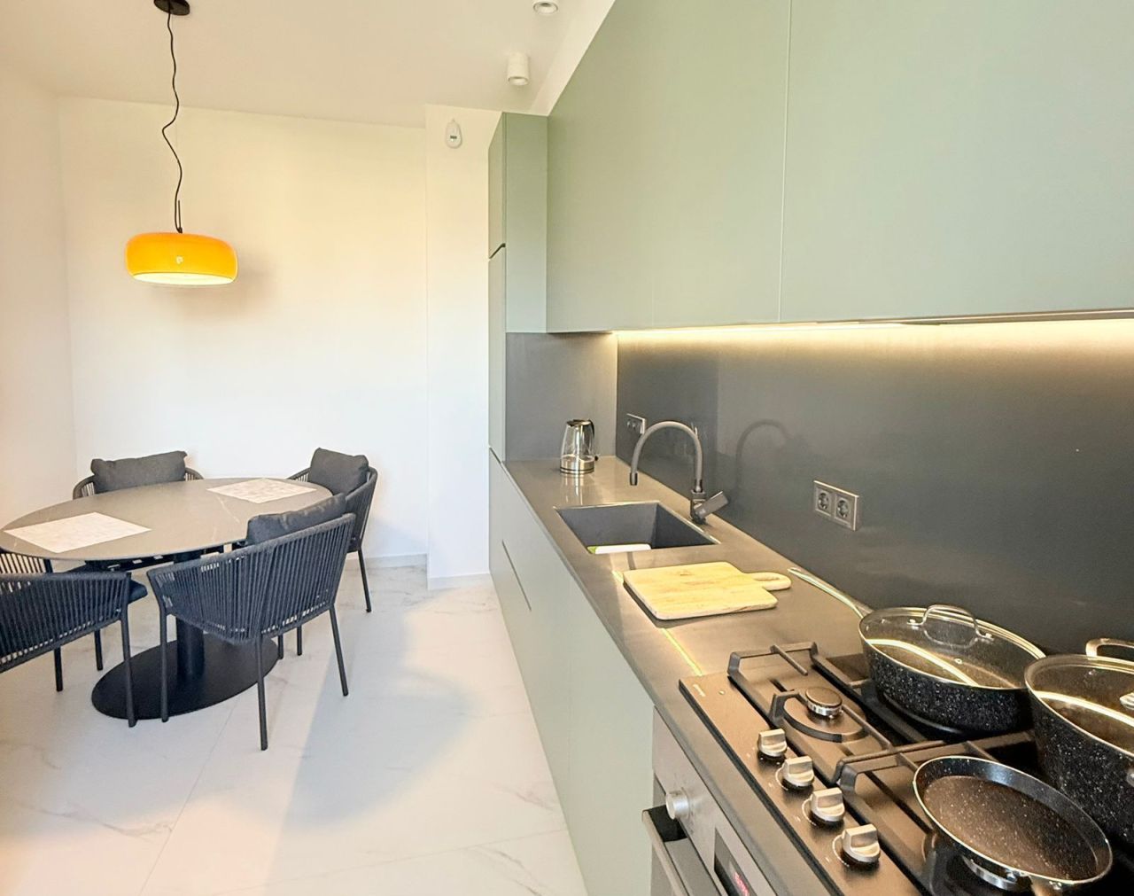 Квартира в Тбилиси, Грузия, 90 м² - фото 2