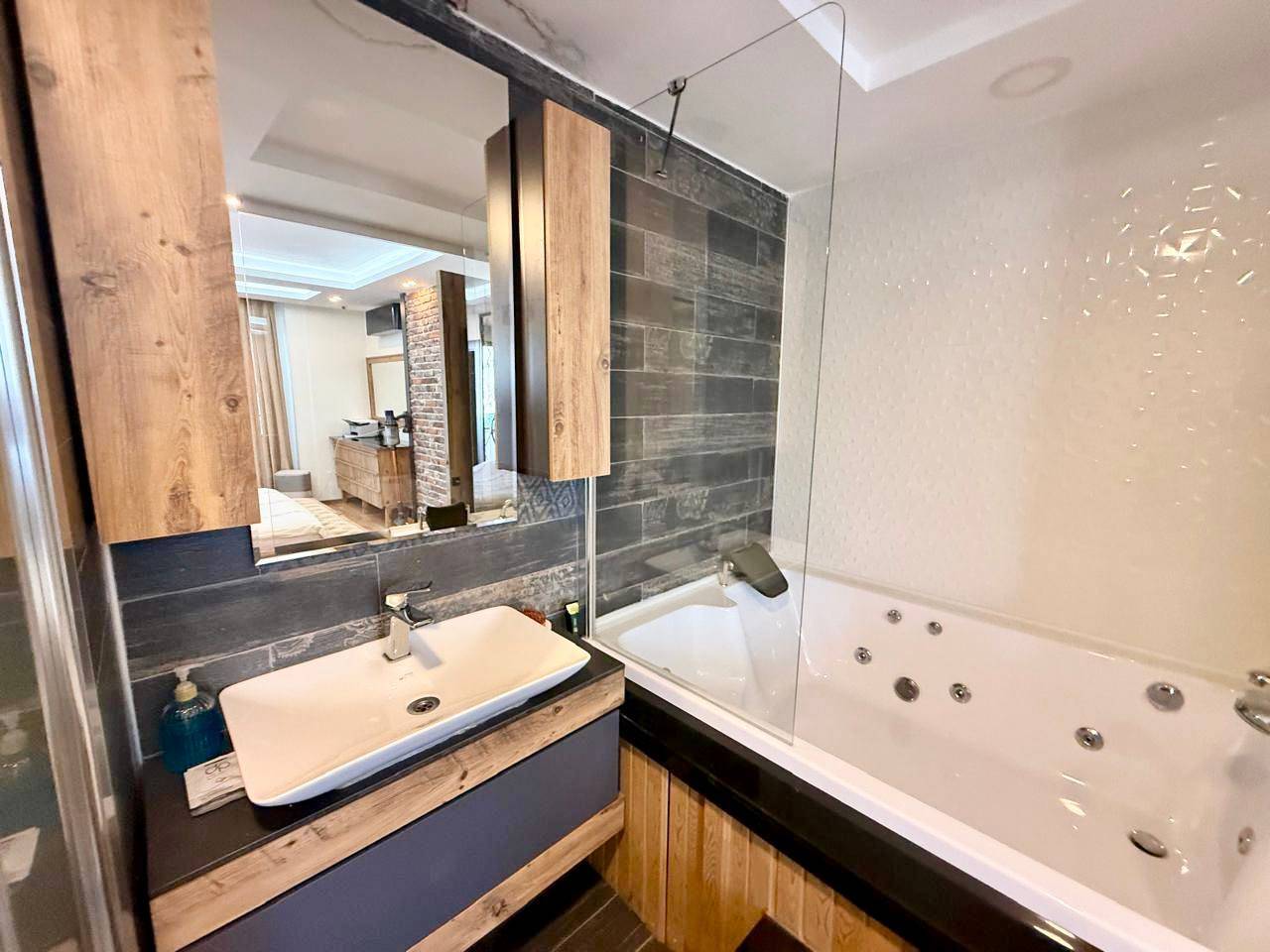 Квартира в Мерсине, Турция, 250 м² - фото 8