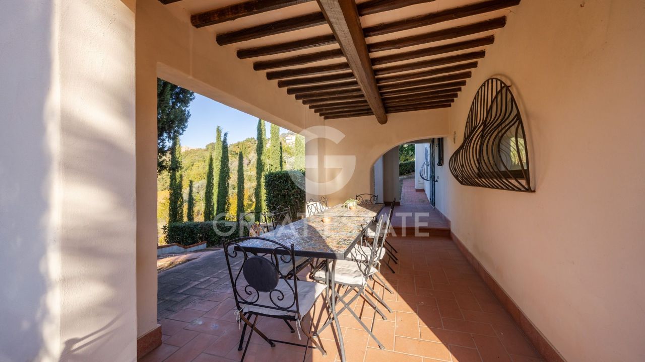 Дом в Монтепульчано, Италия, 405.2 м² - фото 8