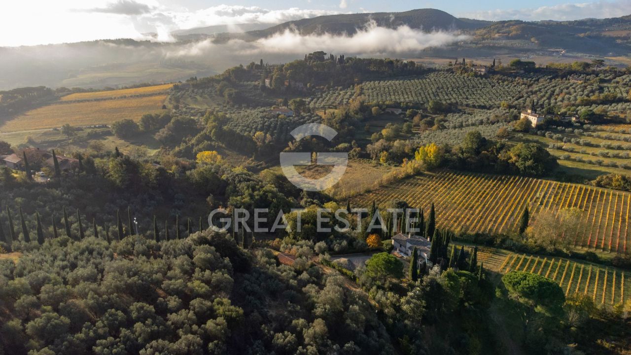 Дом в Монтепульчано, Италия, 405.2 м² - фото 18