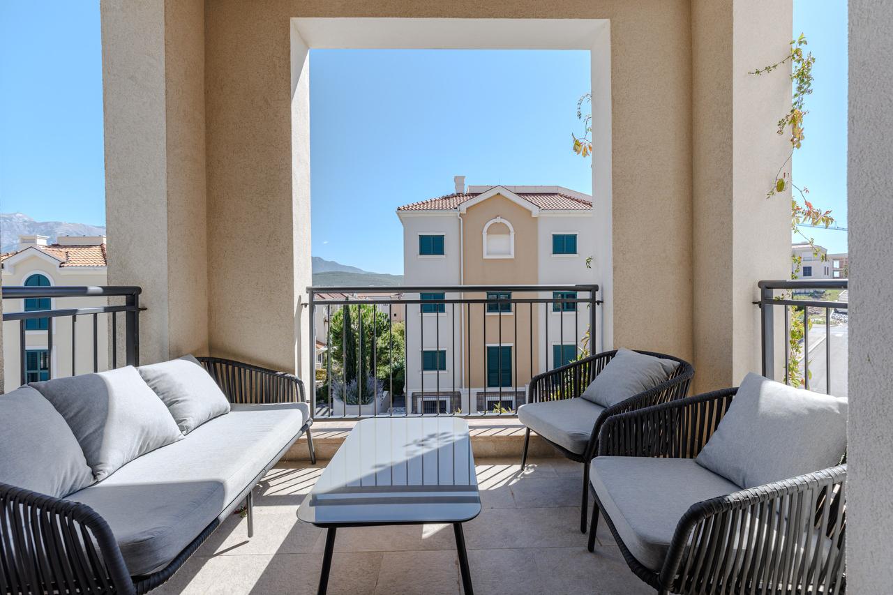 Квартира в Тивате, Черногория, 50 м² - фото 8