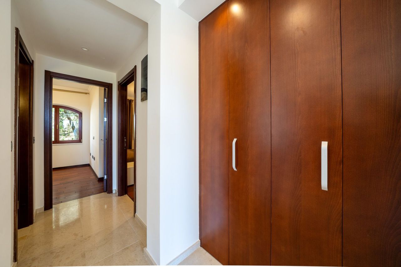 Квартира в Петроваце, Черногория, 86 м² - фото 3