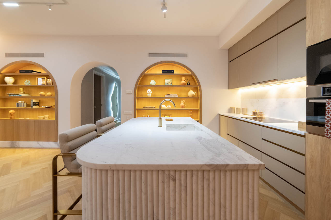 Квартира в Тивате, Черногория, 201 м² - фото 16