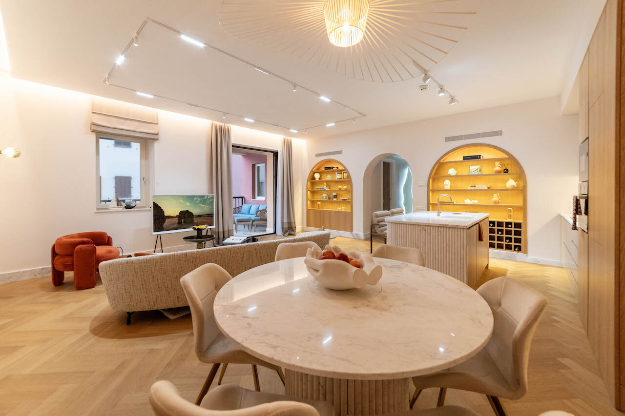 Квартира в Тивате, Черногория, 201 м² - фото 11