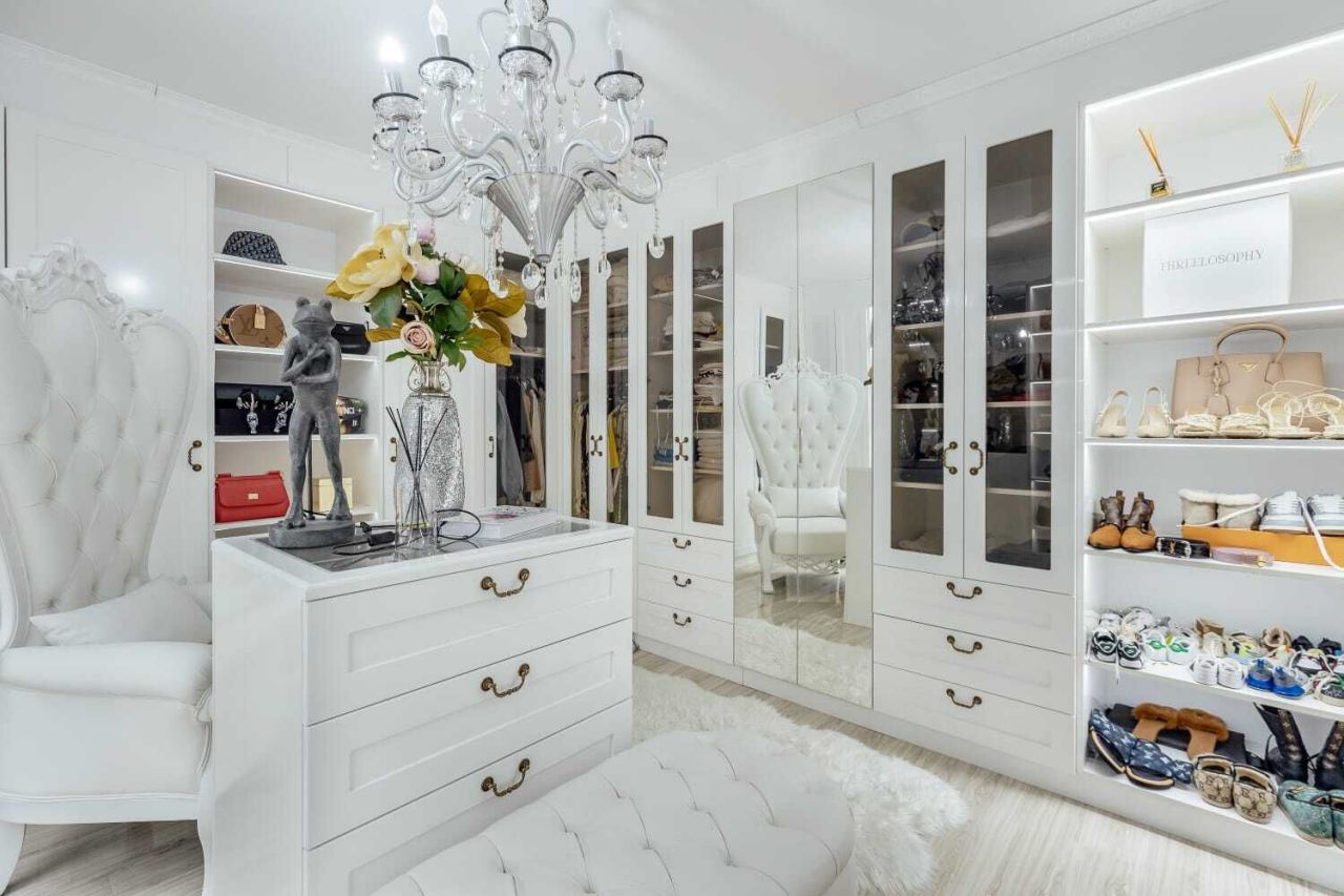 Квартира в Херцег-Нови, Черногория, 180 м² - фото 1