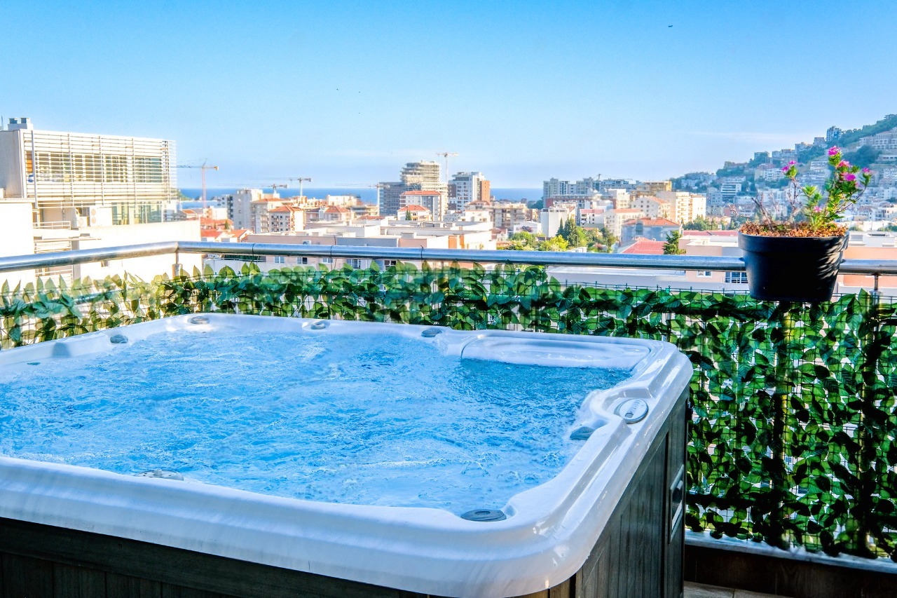 Квартира в Будве, Черногория, 179 м² - фото 10