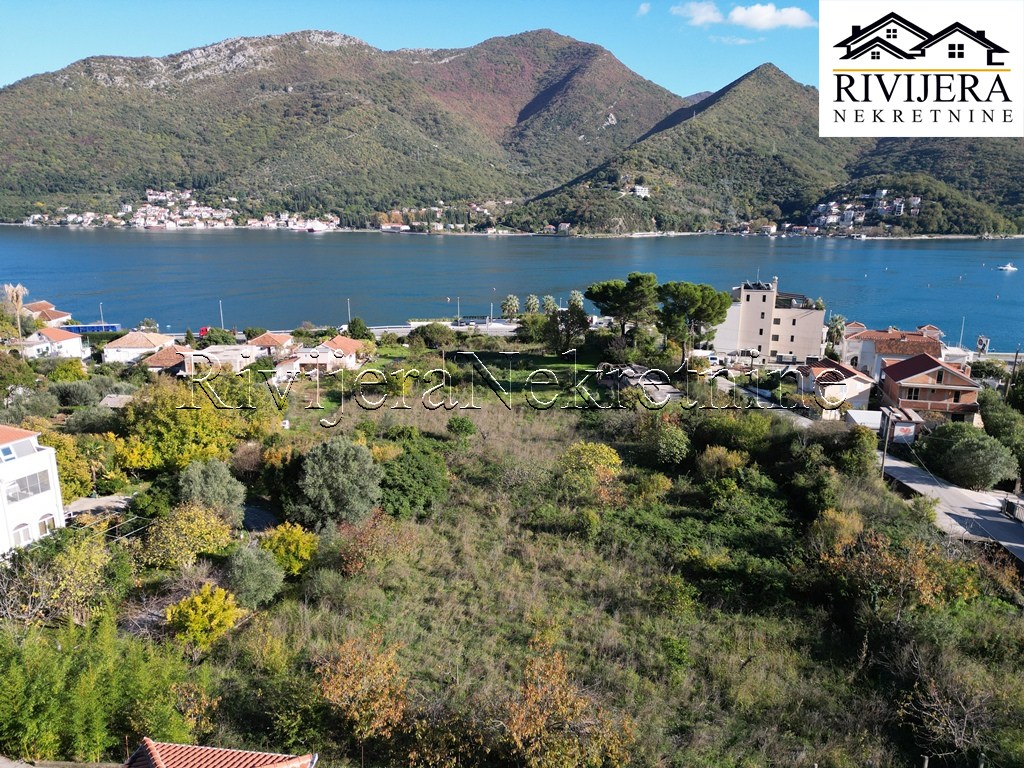 Земля в Херцег-Нови, Черногория, 1 330 м² - фото 2