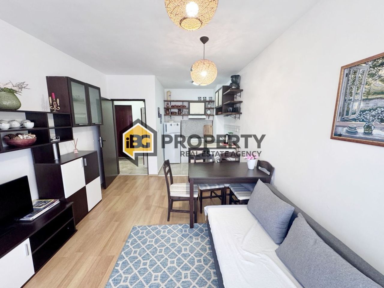 Квартира в Святых Константине и Елене, Болгария, 50 м² - фото 1