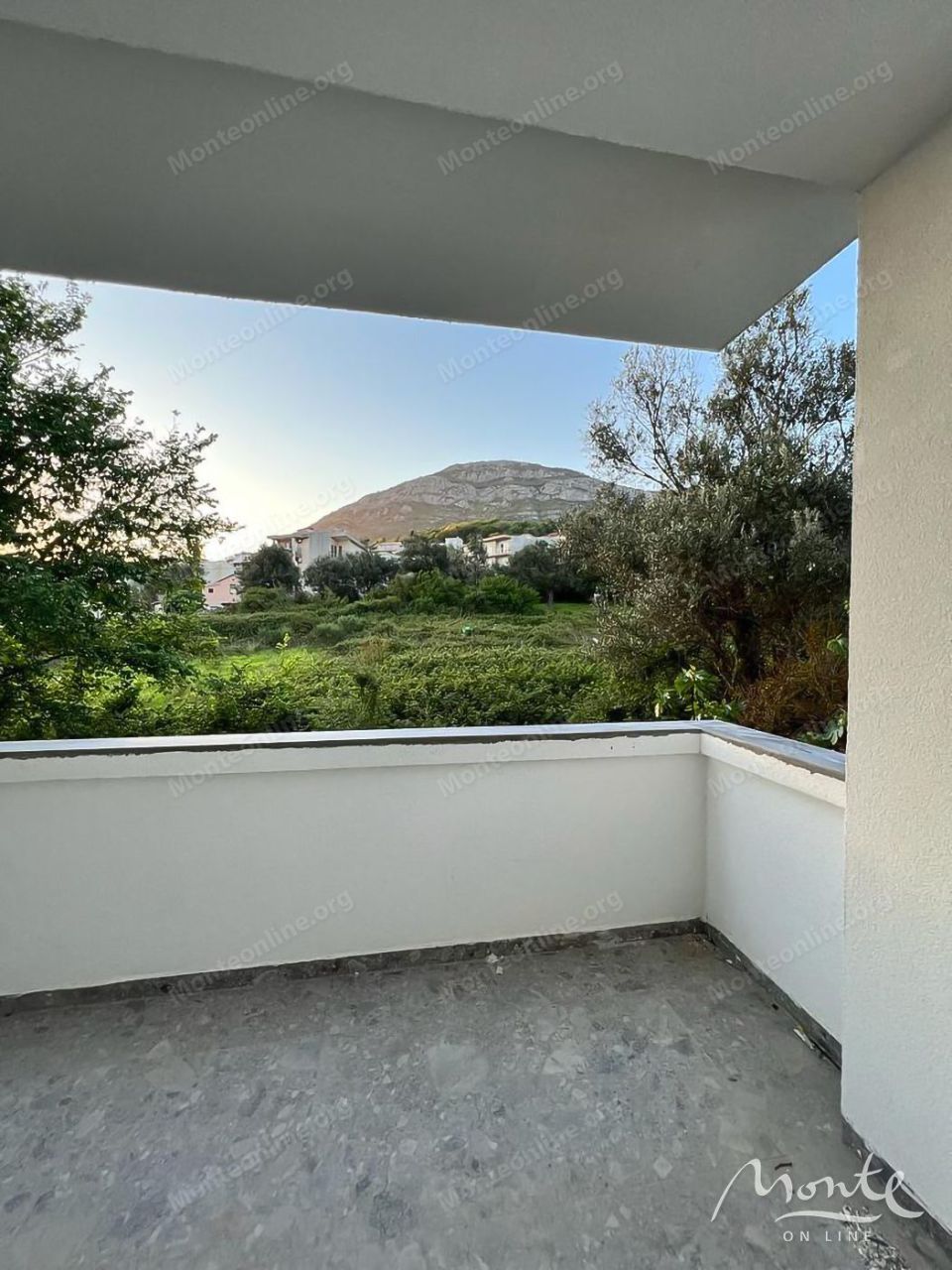 Апартаменты в Баре, Черногория, 177.53 м² - фото 1