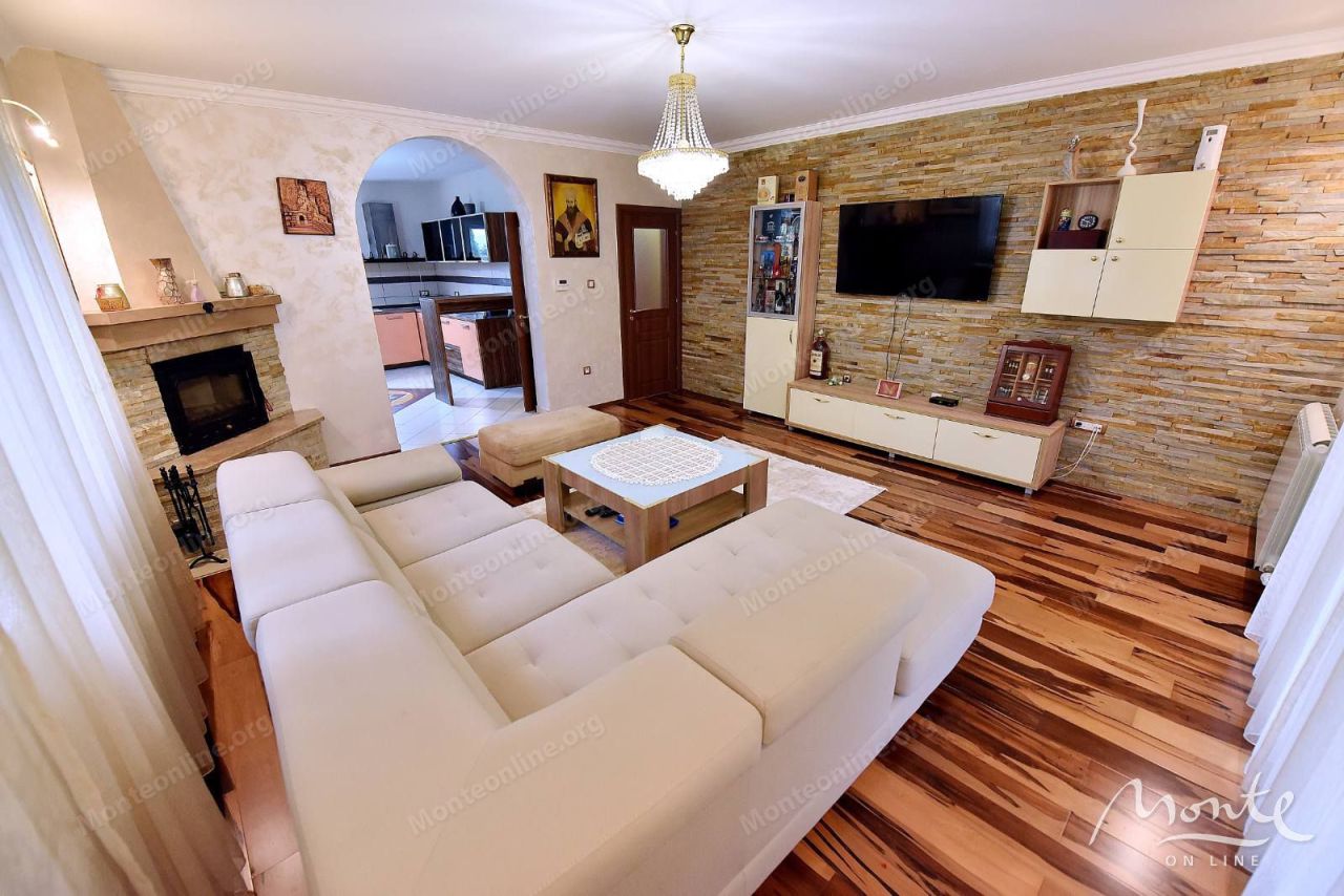 Вилла в Подгорице, Черногория, 175 м² - фото 5