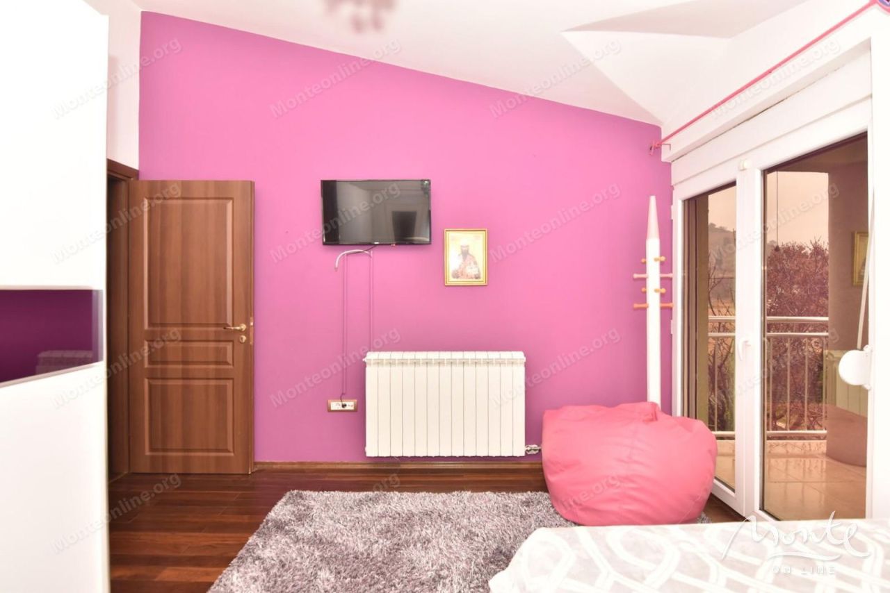 Вилла в Подгорице, Черногория, 175 м² - фото 14