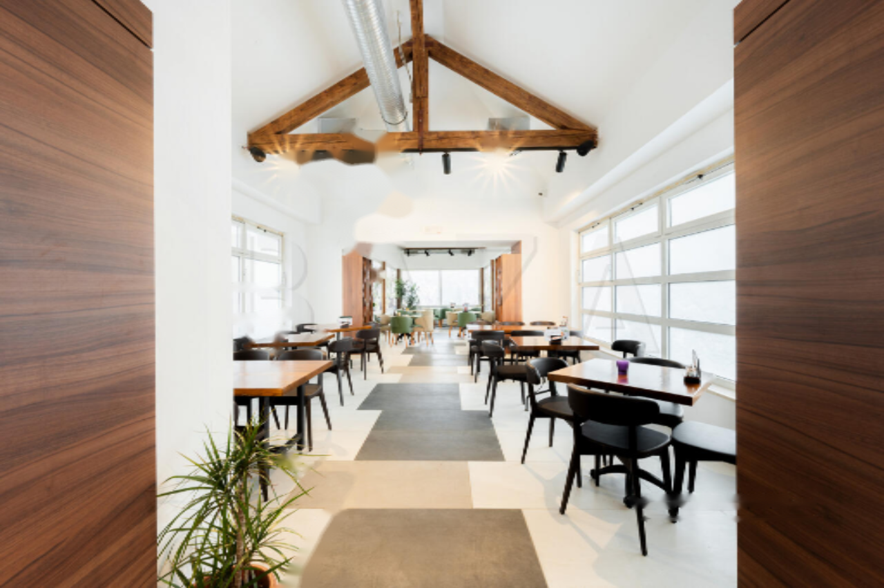 Офис в Любляне, Словения, 247 м² - фото 1