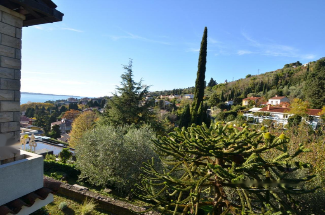 Дом в Портороже, Словения, 380 м² - фото 1