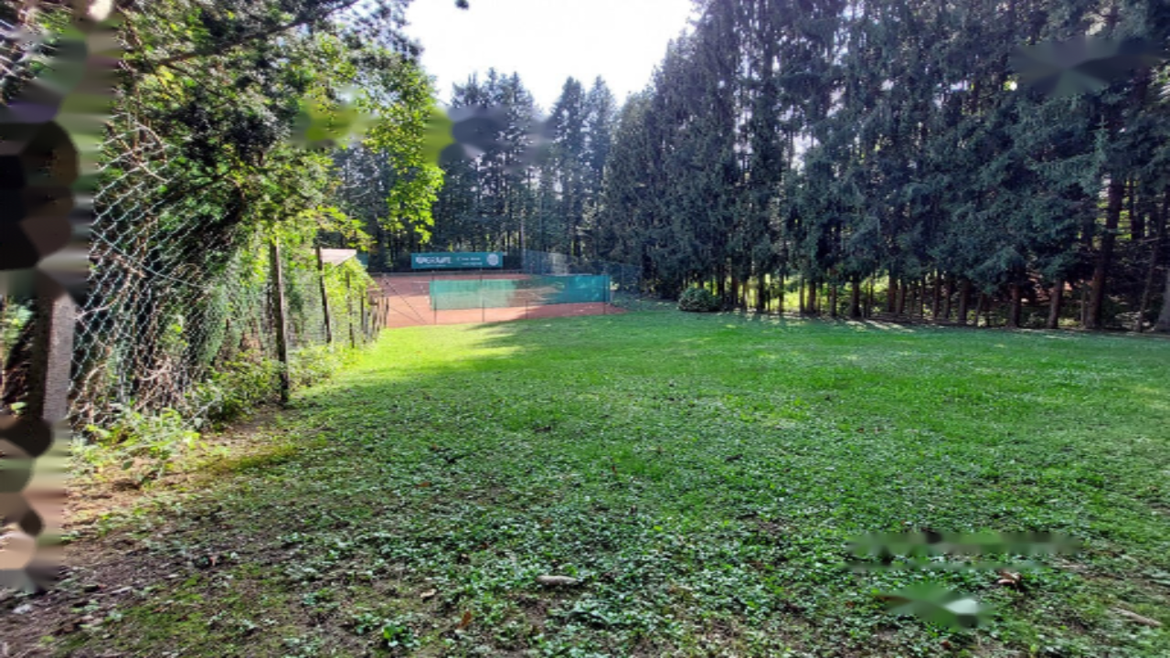 Земля в Любляне, Словения, 2 006 м² - фото 1