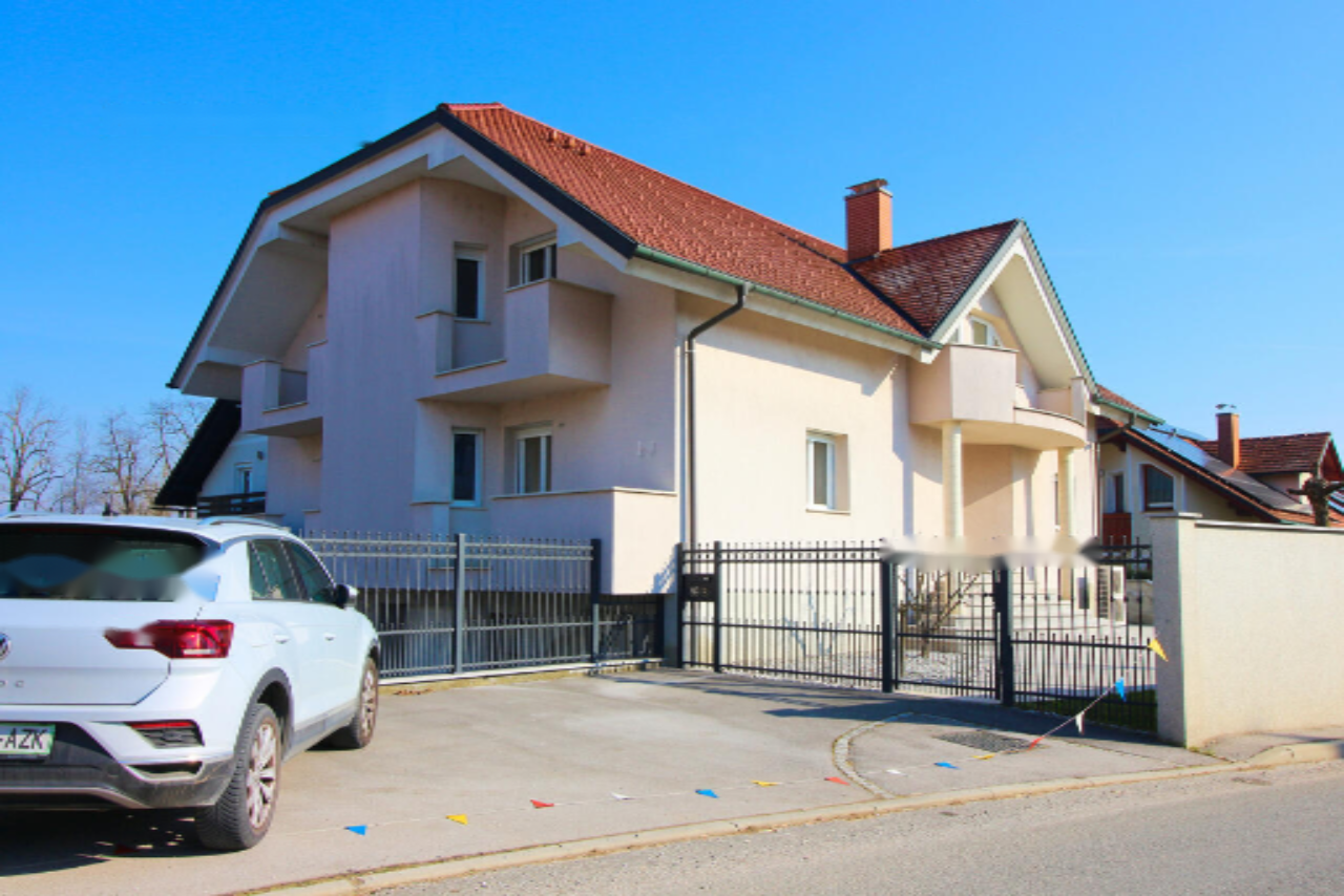 Дом в Любляне, Словения, 422 м² - фото 1