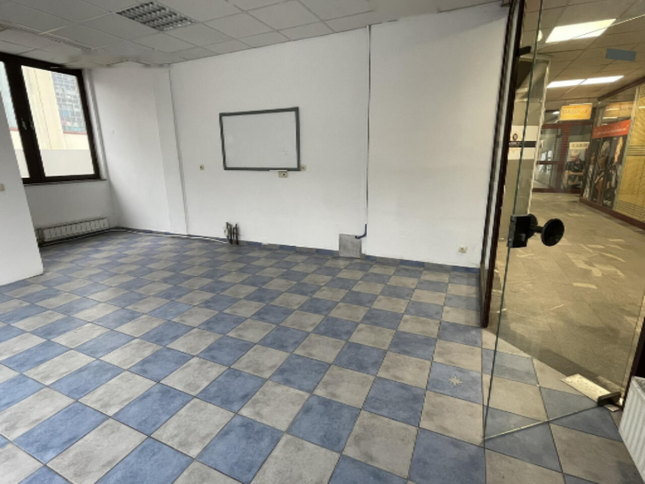 Офис в Любляне, Словения, 34 м² - фото 3