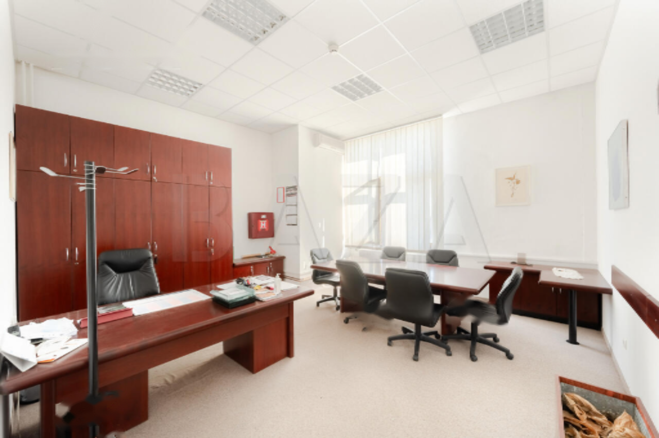 Офис в Любляне, Словения, 260 м² - фото 8