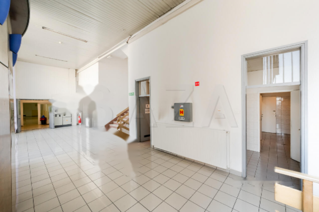 Офис в Любляне, Словения, 260 м² - фото 9