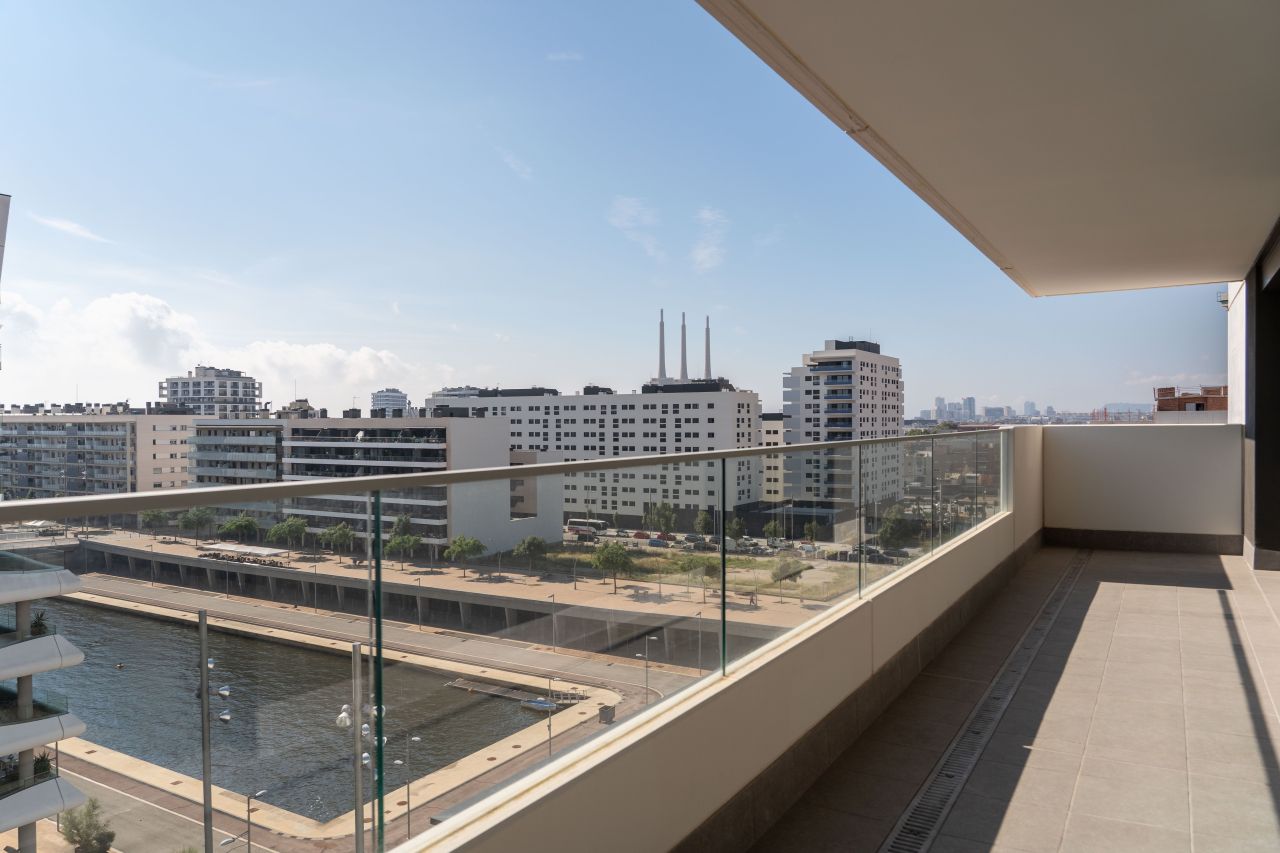 Квартира в Бадалоне, Испания, 114 м² - фото 18