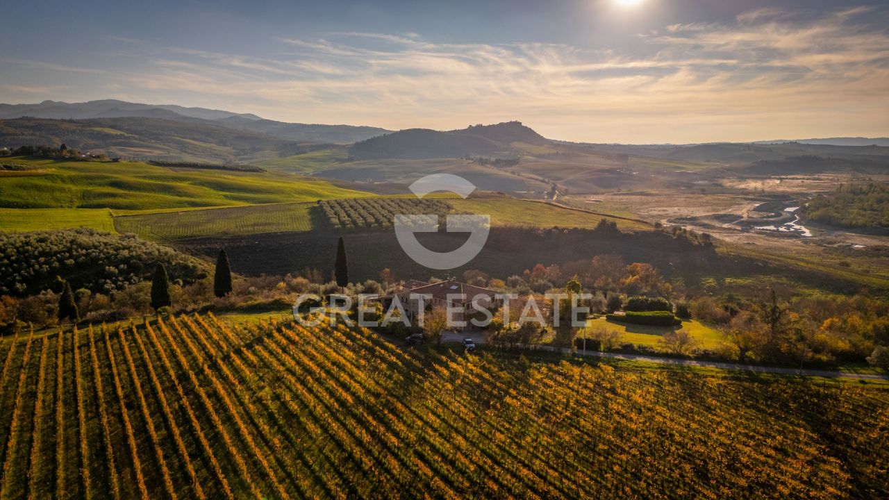 Дом Castel del Piano, Италия, 637.5 м² - фото 2