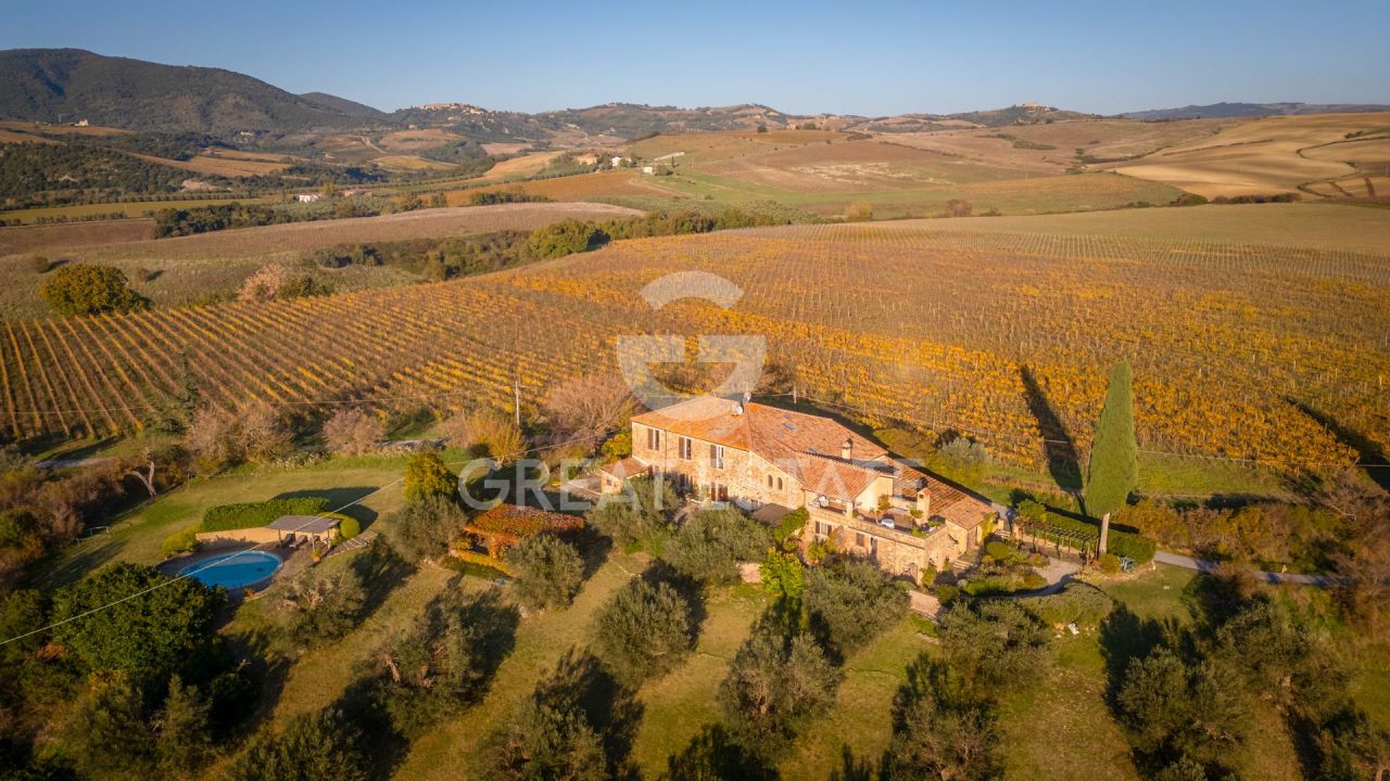 Дом Castel del Piano, Италия, 637.5 м² - фото 3