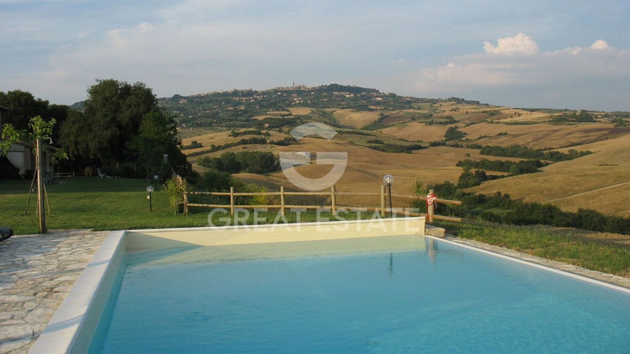 Дом в Вольтерре, Италия, 700 м² - фото 17