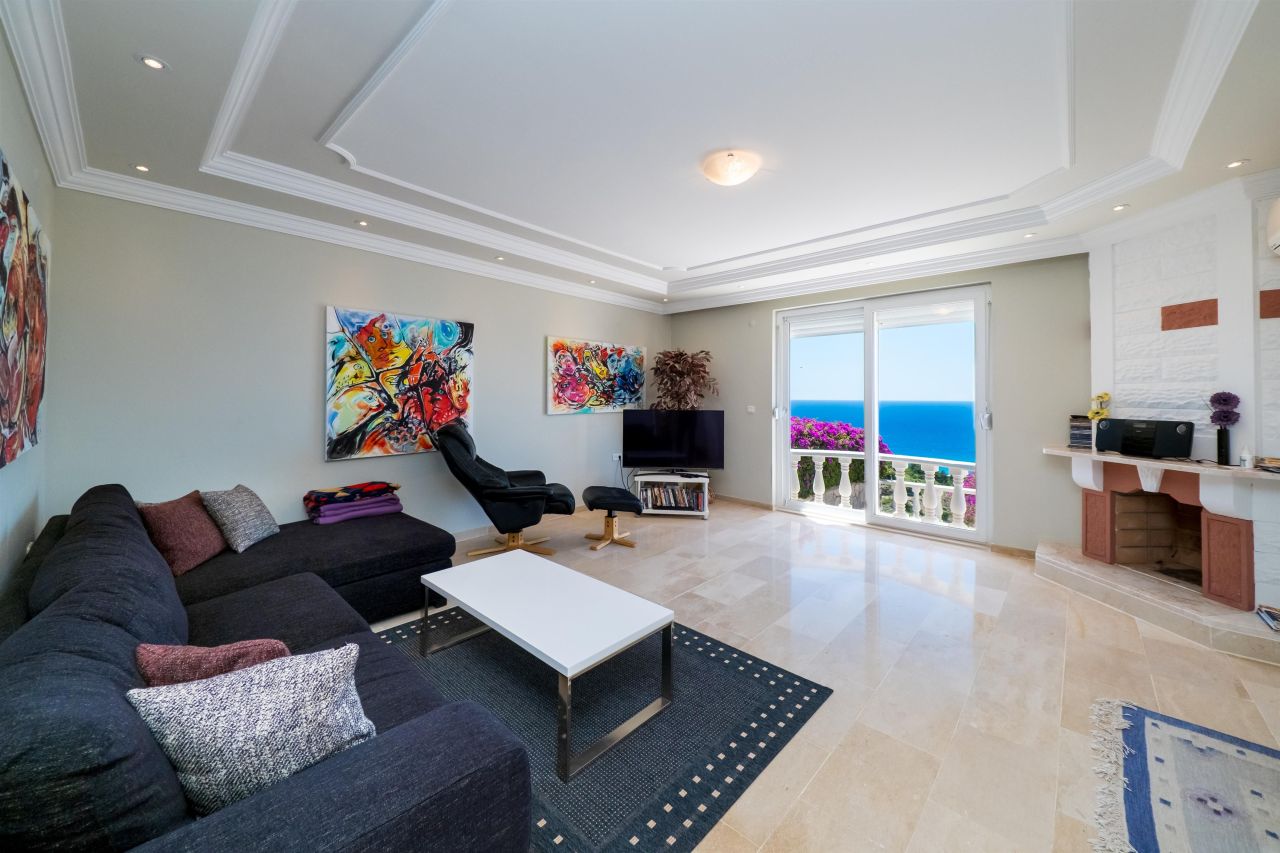 Вилла в Алании, Турция, 250 м² - фото 1