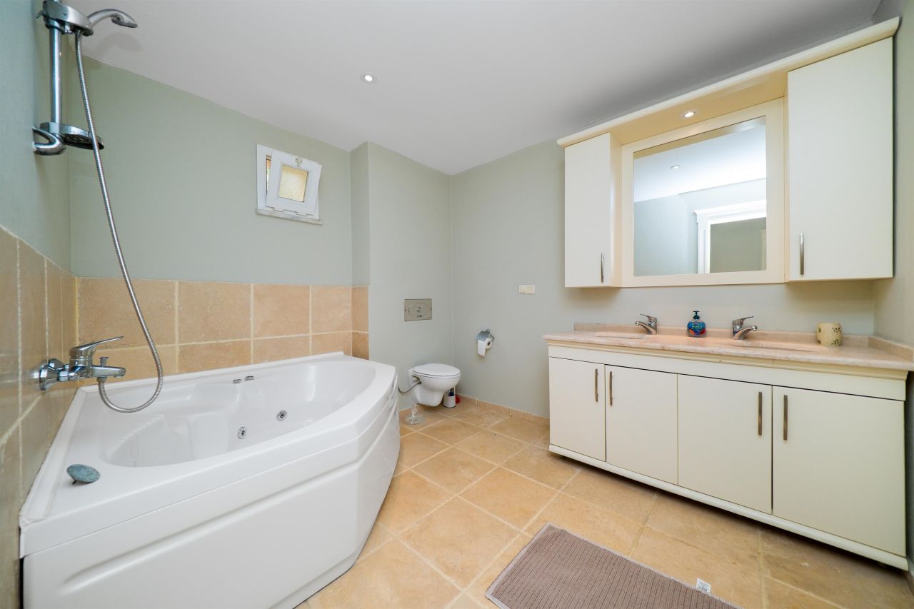 Вилла в Алании, Турция, 250 м² - фото 15