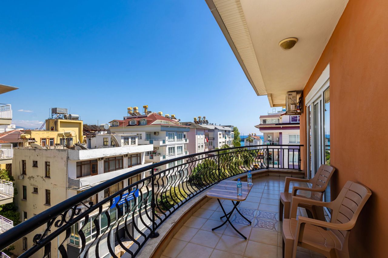 Апартаменты в Алании, Турция, 220 м² - фото 15