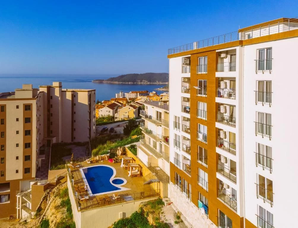 Квартира в Бечичи, Черногория, 110 м² - фото 9