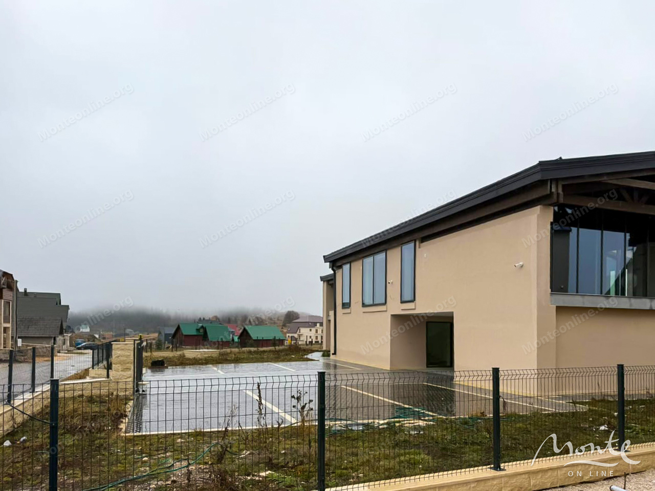 Вилла в Жабляке, Черногория, 1 283 м² - фото 3