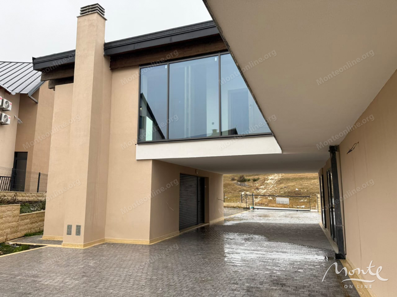 Вилла в Жабляке, Черногория, 1 283 м² - фото 9