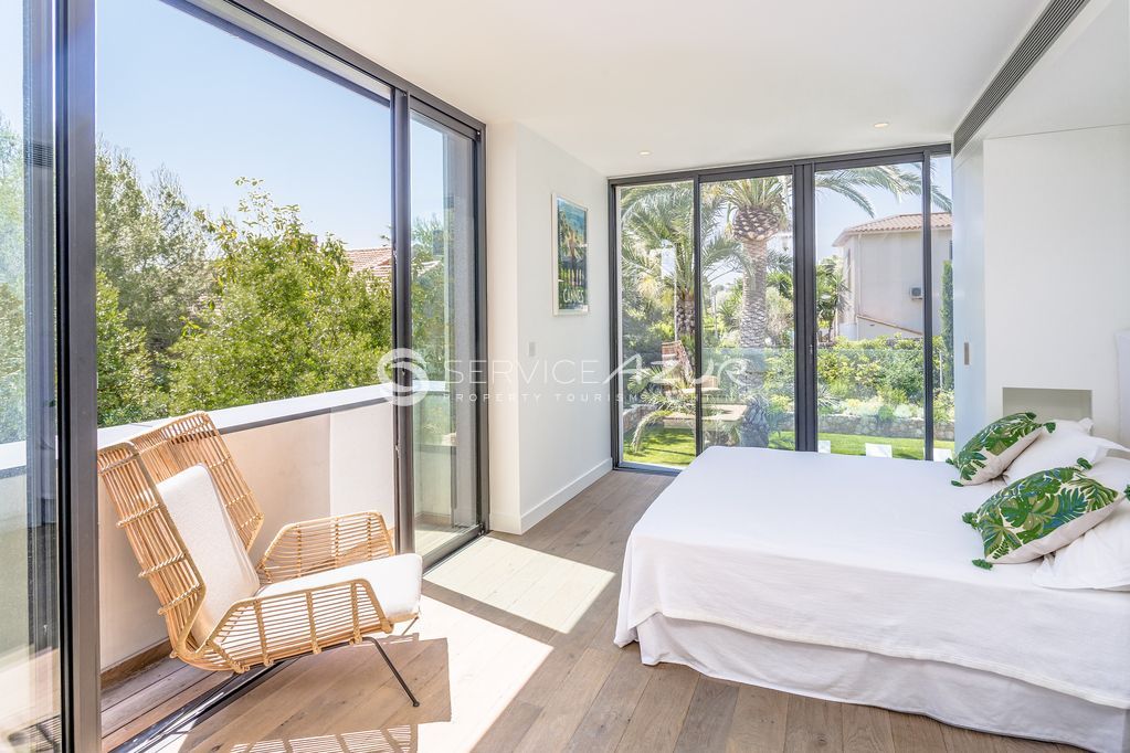 Вилла в Антибе, Франция, 317 м² - фото 12