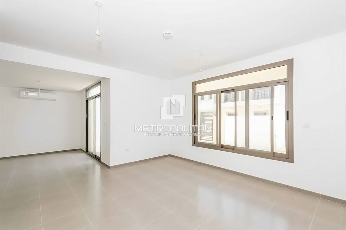 Таунхаус в Дубае, ОАЭ, 202 м² - фото 4