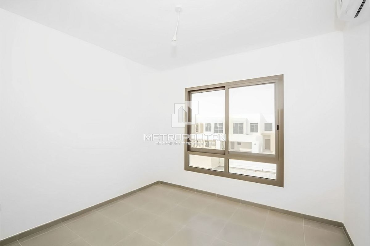 Таунхаус в Дубае, ОАЭ, 202 м² - фото 12