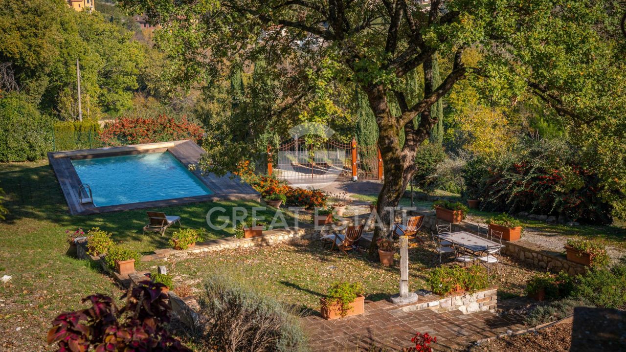 Дом в Сполето, Италия, 237.3 м² - фото 3