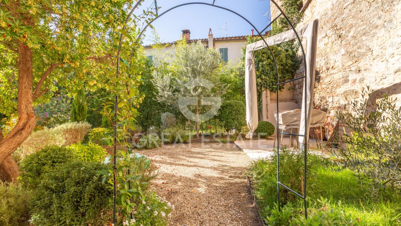 Апартаменты в Четоне, Италия, 164.1 м² - фото 6